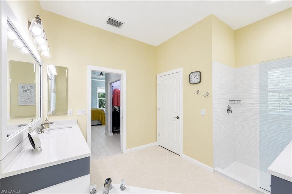 16221 Parque LN photo 12