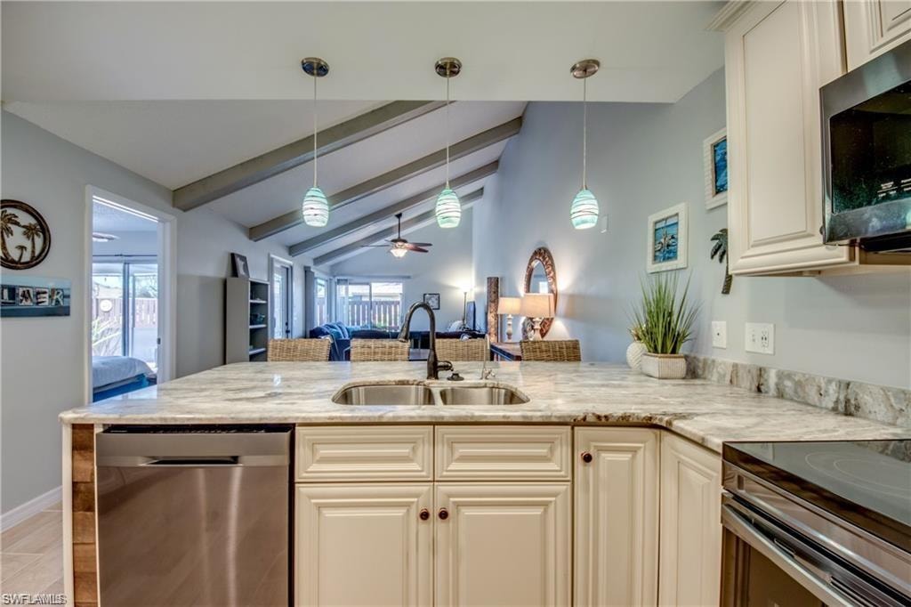 6337 Royal Woods DR