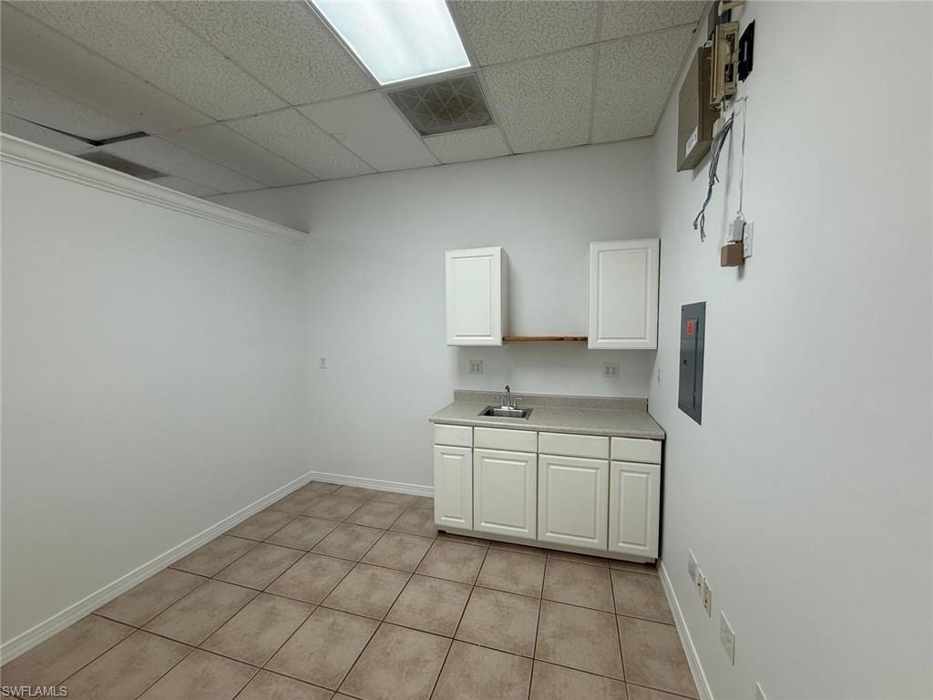 3894 Mannix DR 220 photo 10