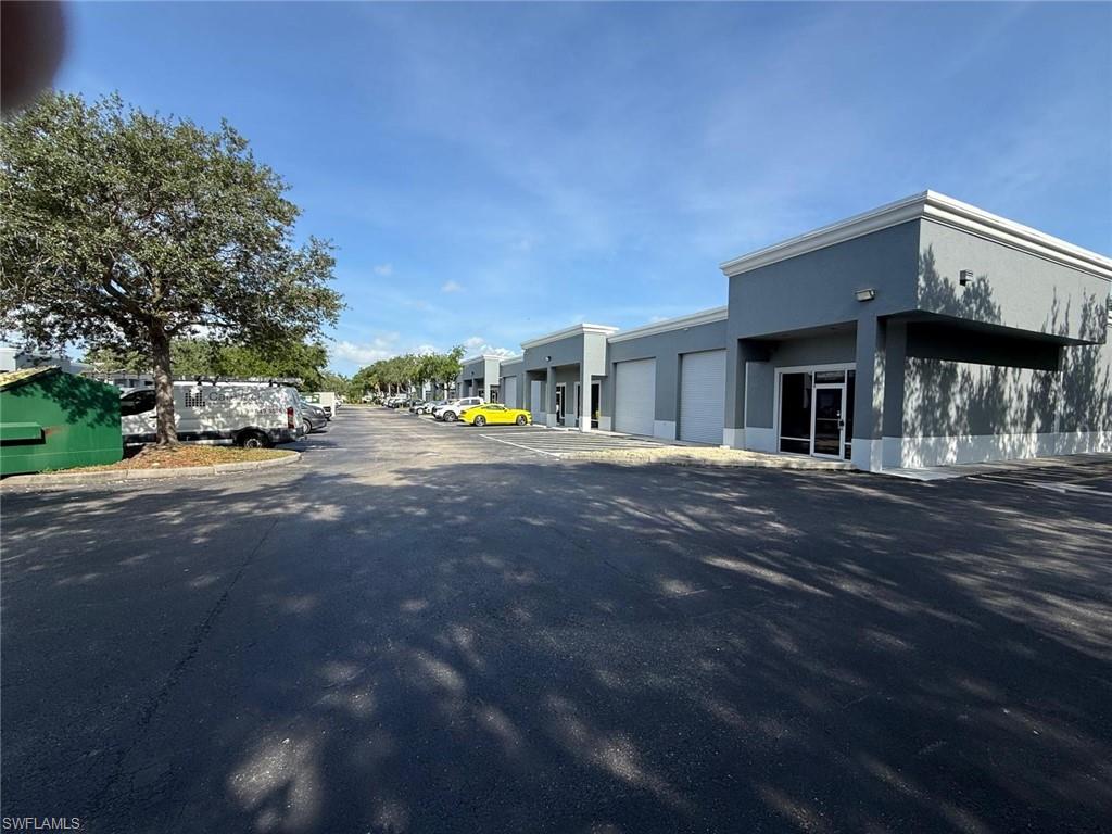 3894 Mannix DR 220