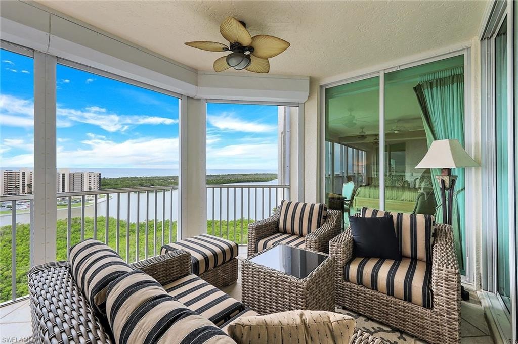295 Grande WAY 1202 photo 28