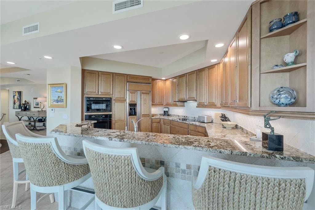 295 Grande WAY 1202 photo 9