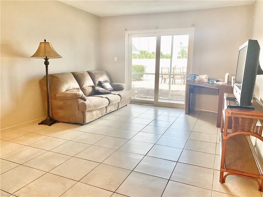 1849 Maravilla AVE A8 photo 7