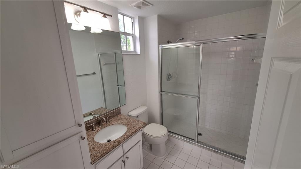 4720 Saint Croix LN 118 photo 8