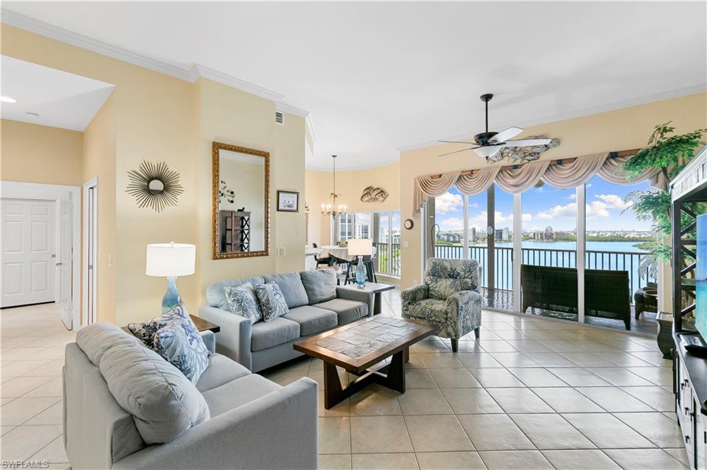 4141 Bay Beach LN 4P3
