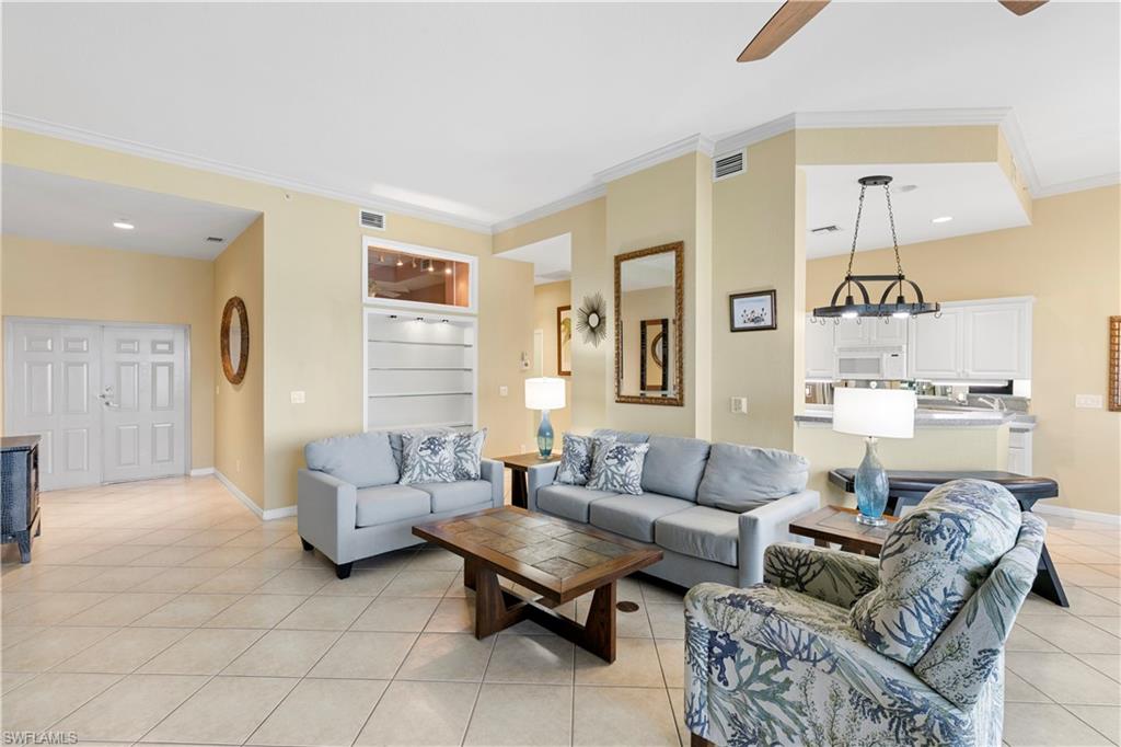 4141 Bay Beach LN 4P3