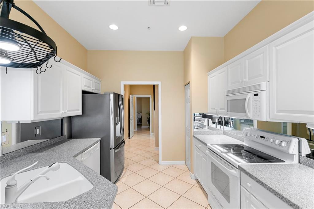 4141 Bay Beach LN 4P3 photo 8