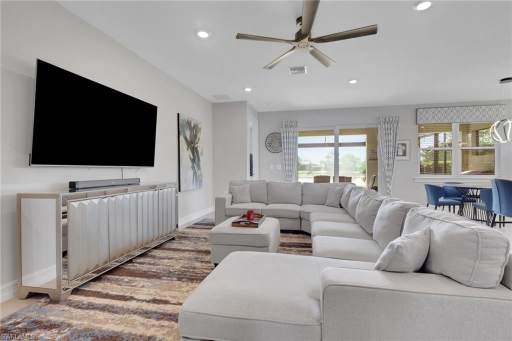 14537 Stern WAY