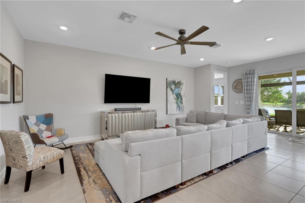 14537 Stern WAY photo 14
