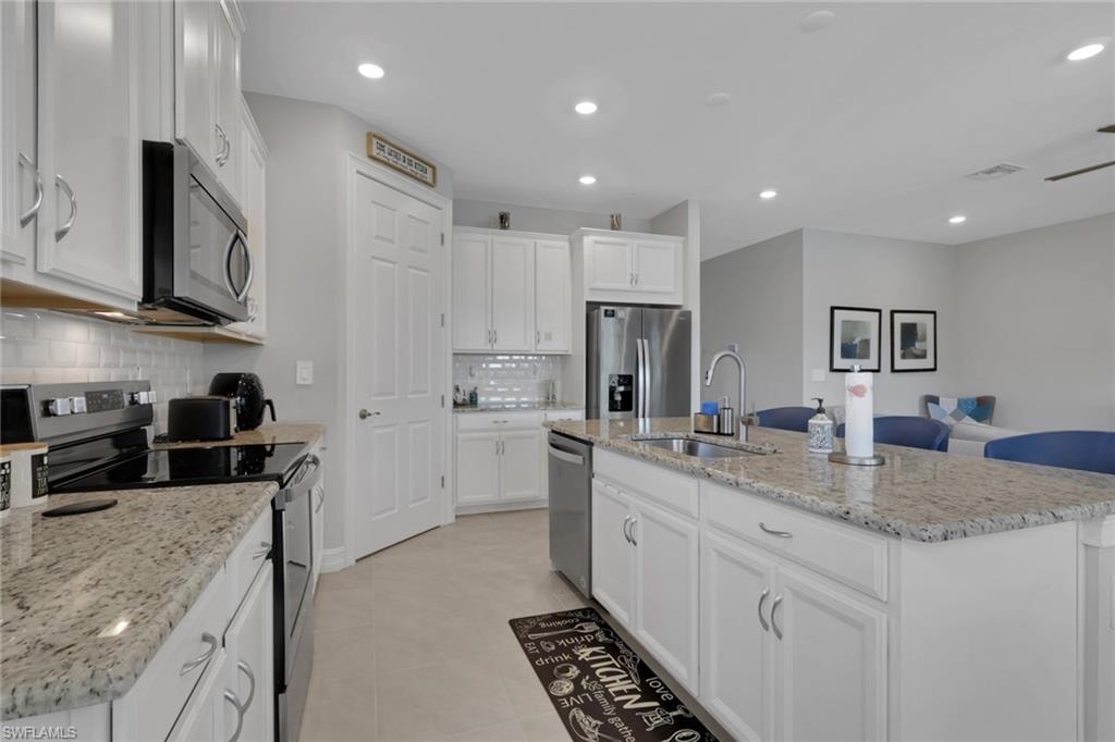 14537 Stern WAY photo 18