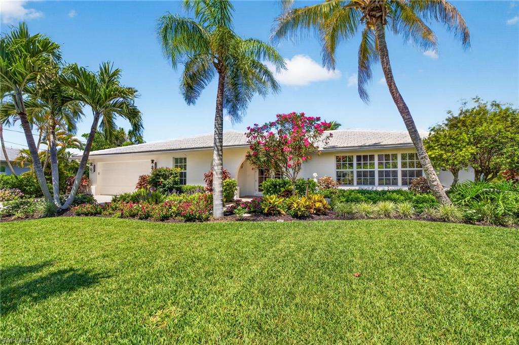 738 Anchor DR