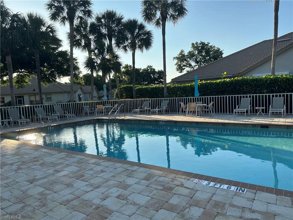 8564 Fairway BEND photo 17