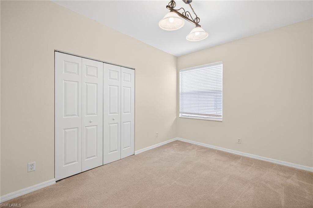 8369 Sumner AVE photo 27