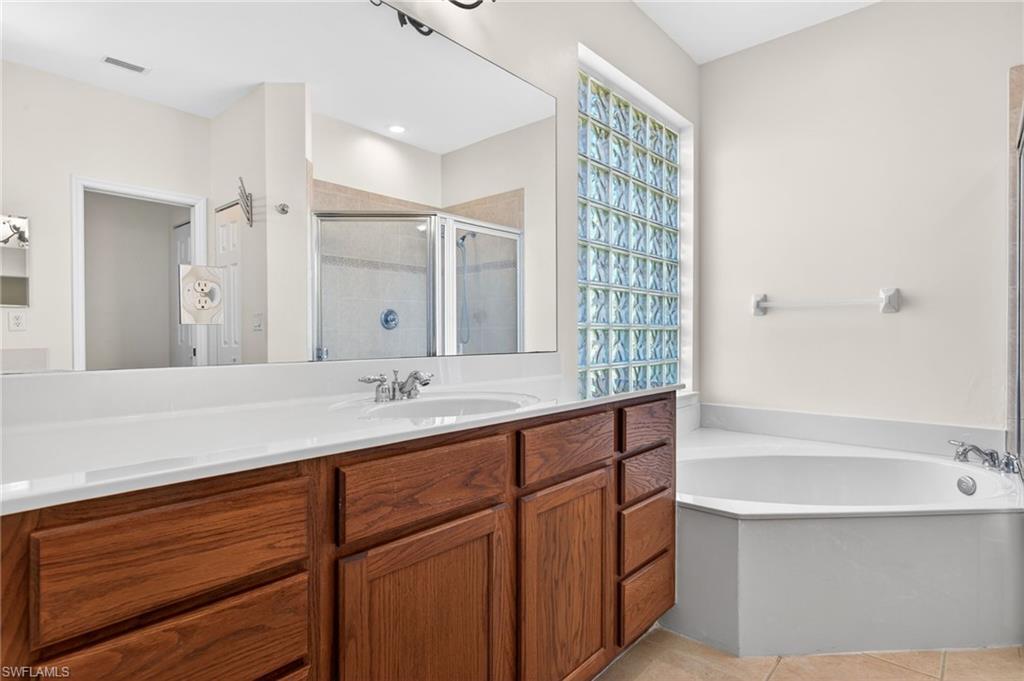 8369 Sumner AVE photo 24