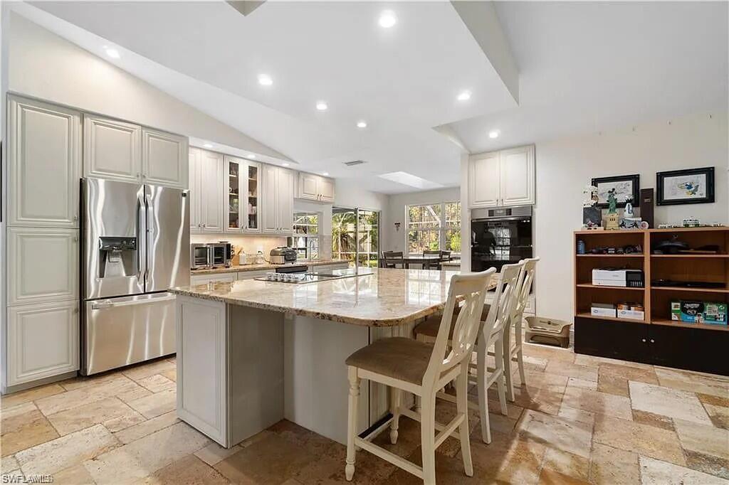 6011 Sea Grass LN photo 13