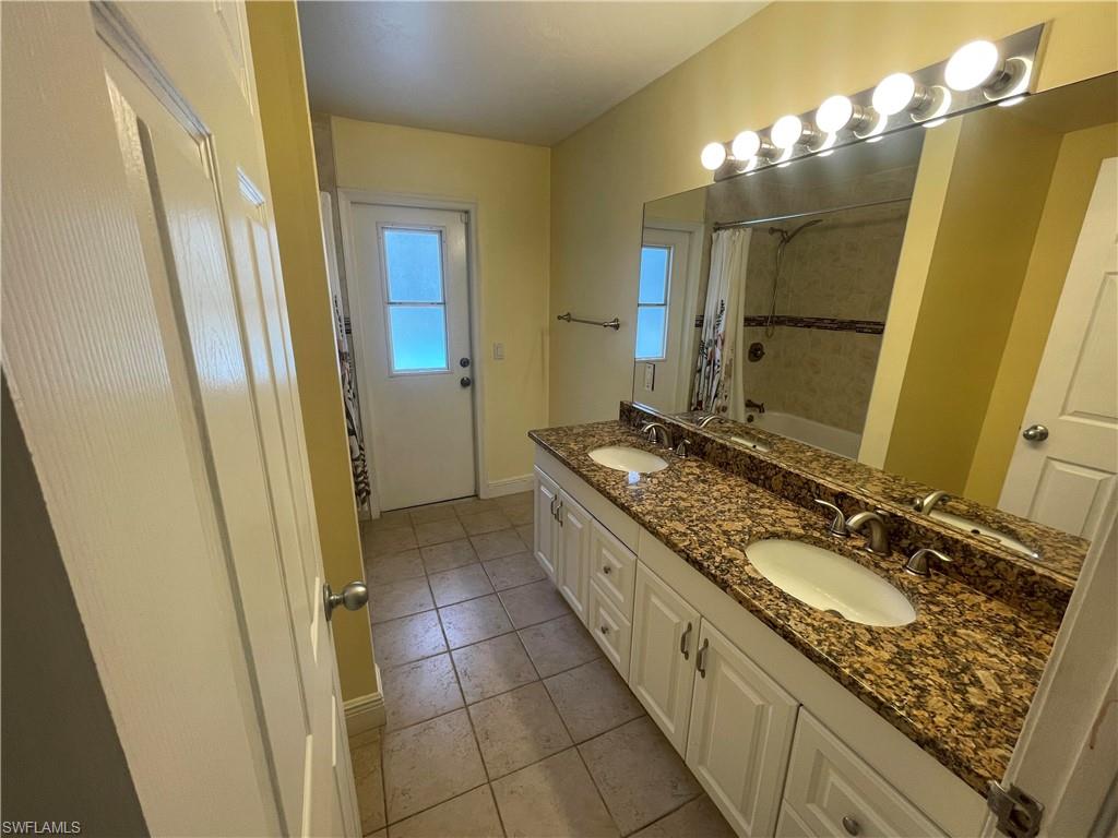 6011 Sea Grass LN photo 26