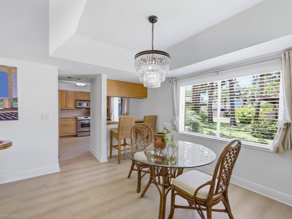 3207 Horse Carriage WAY 403 photo 17