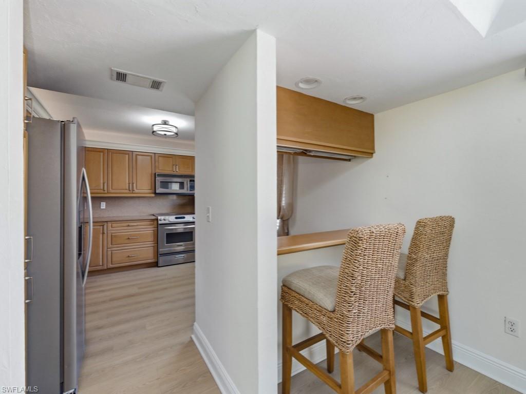 3207 Horse Carriage WAY 403 photo 16