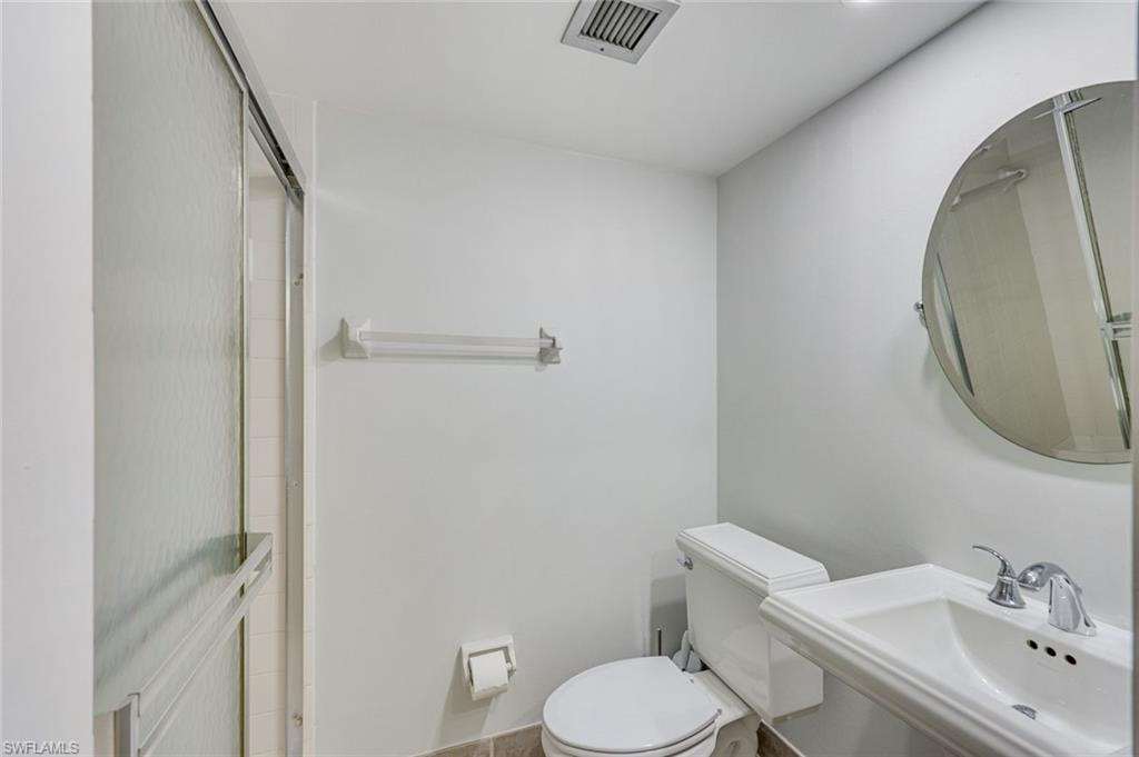 29 High Point CIR E 107 photo 13