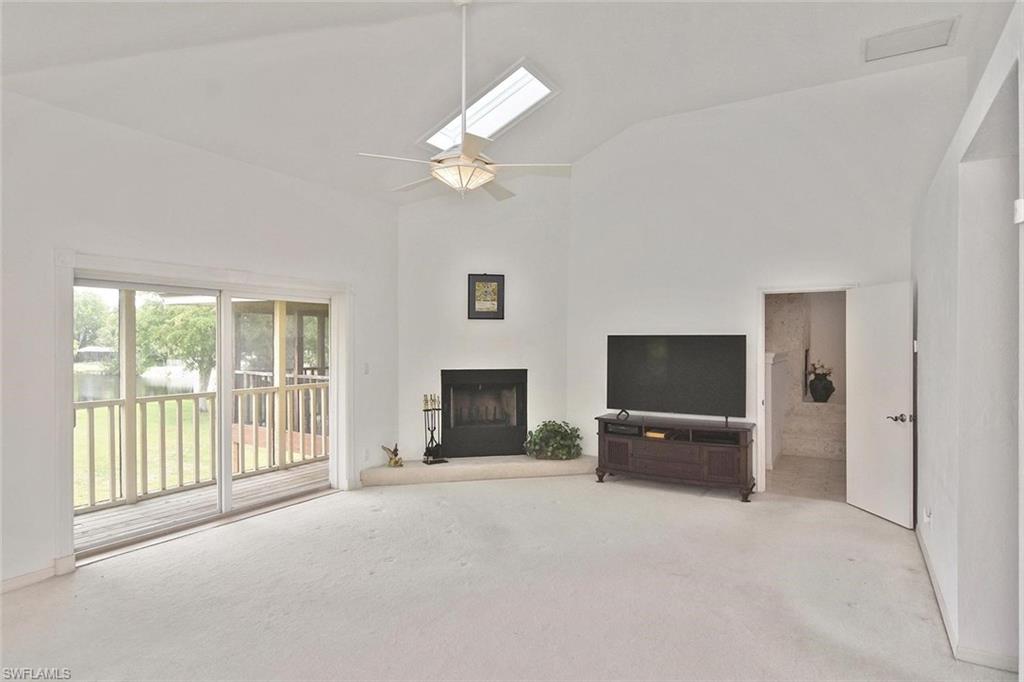 7226 Hendry Creek DR photo 21