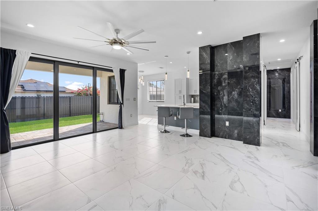 24 Crestwood CIR S