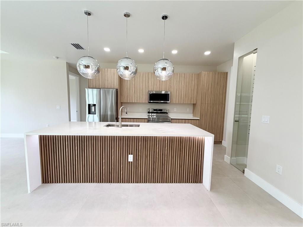 1013 Lincoln AVE photo 28