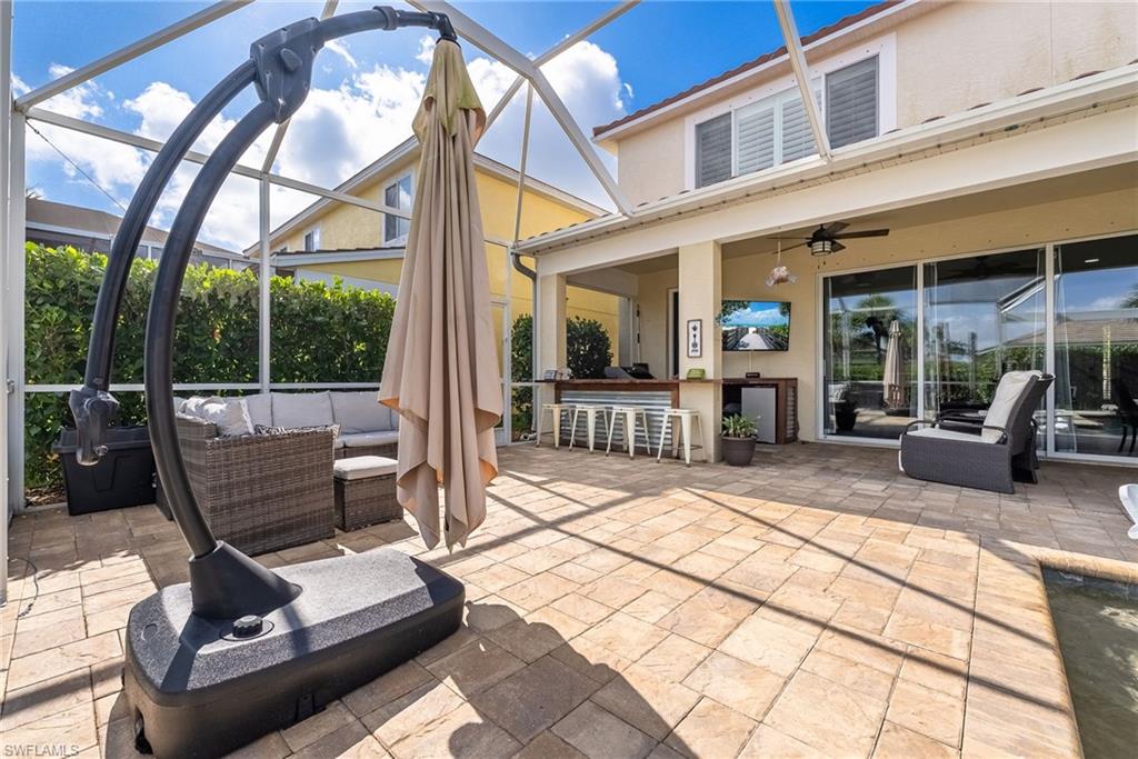 patio lounge area