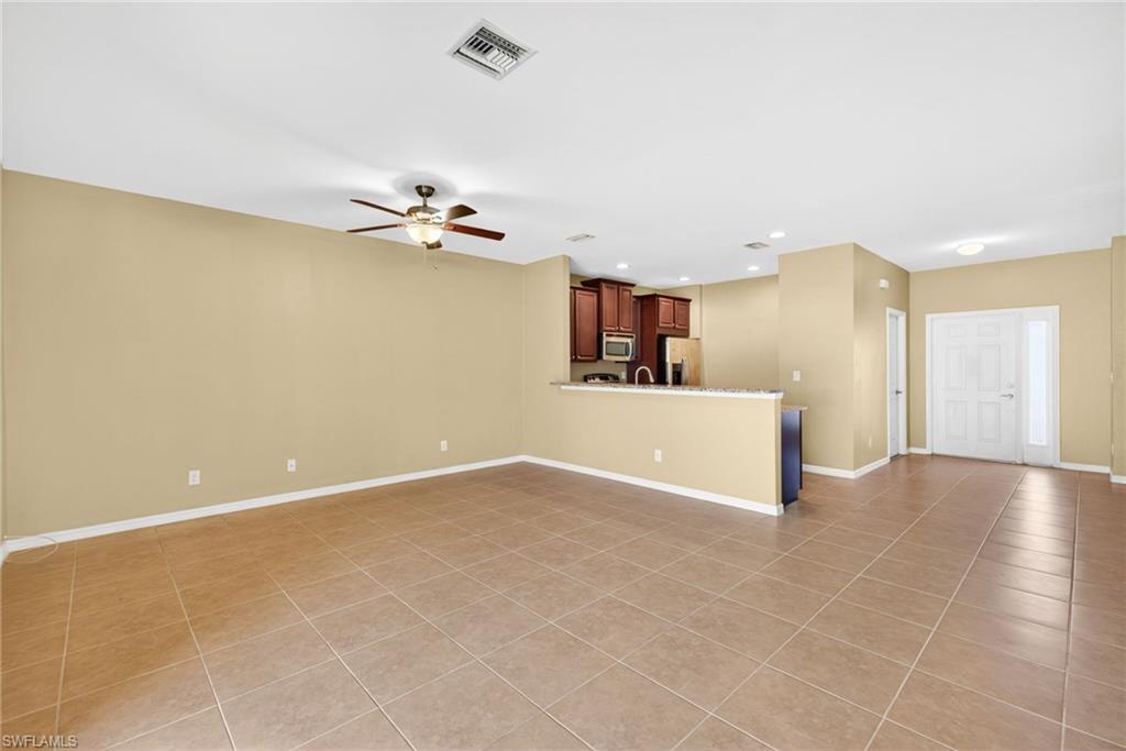3806 Clearbrook LN photo 9