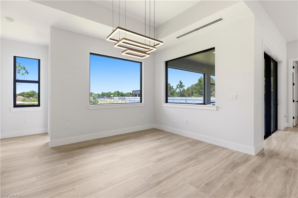 4431 Everglades BLVD N photo 13