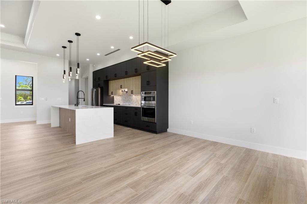4431 Everglades BLVD N photo 12