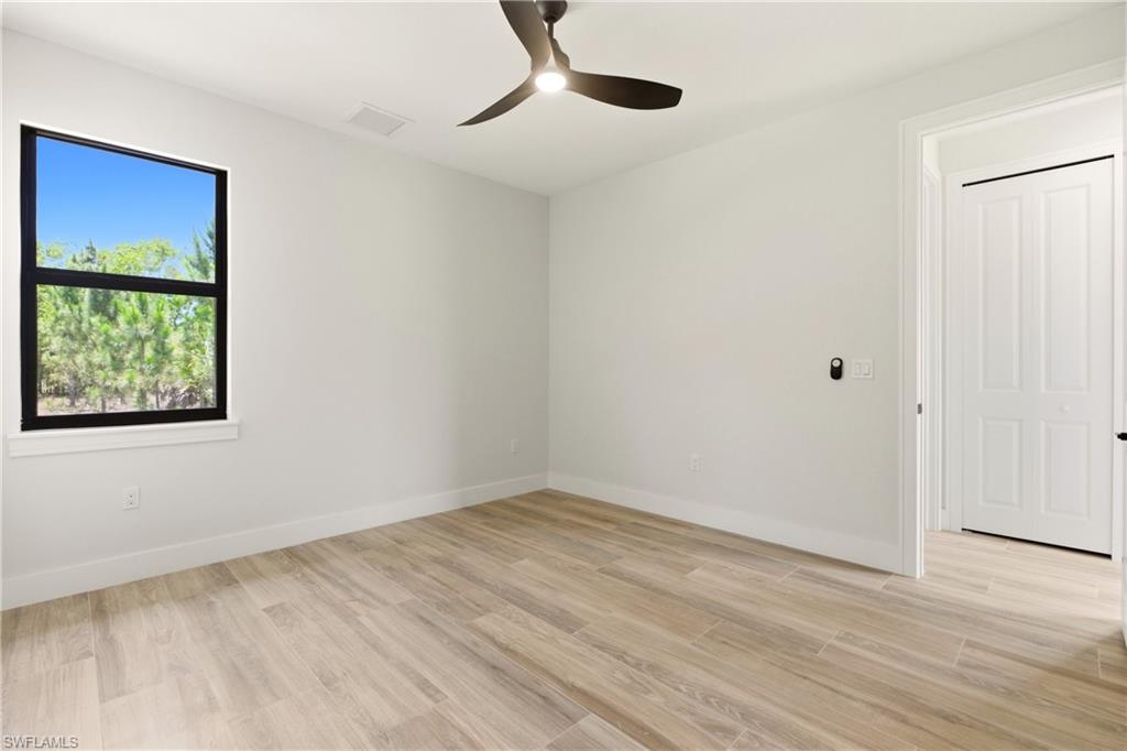 4431 Everglades BLVD N photo 24