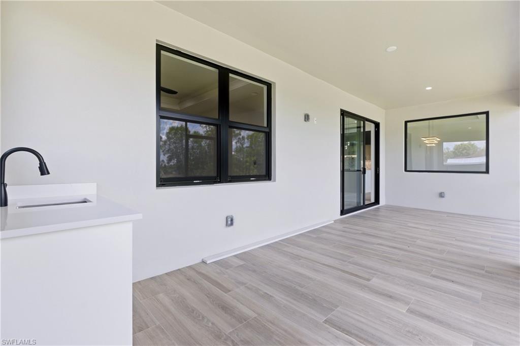 4431 Everglades BLVD N photo 38