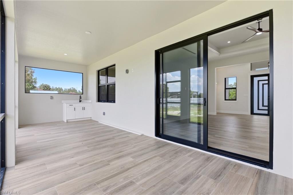 4431 Everglades BLVD N photo 37