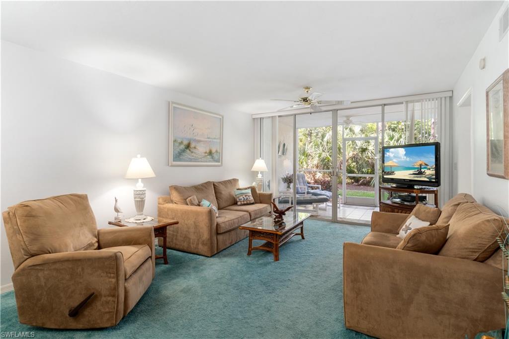 Nice large living room