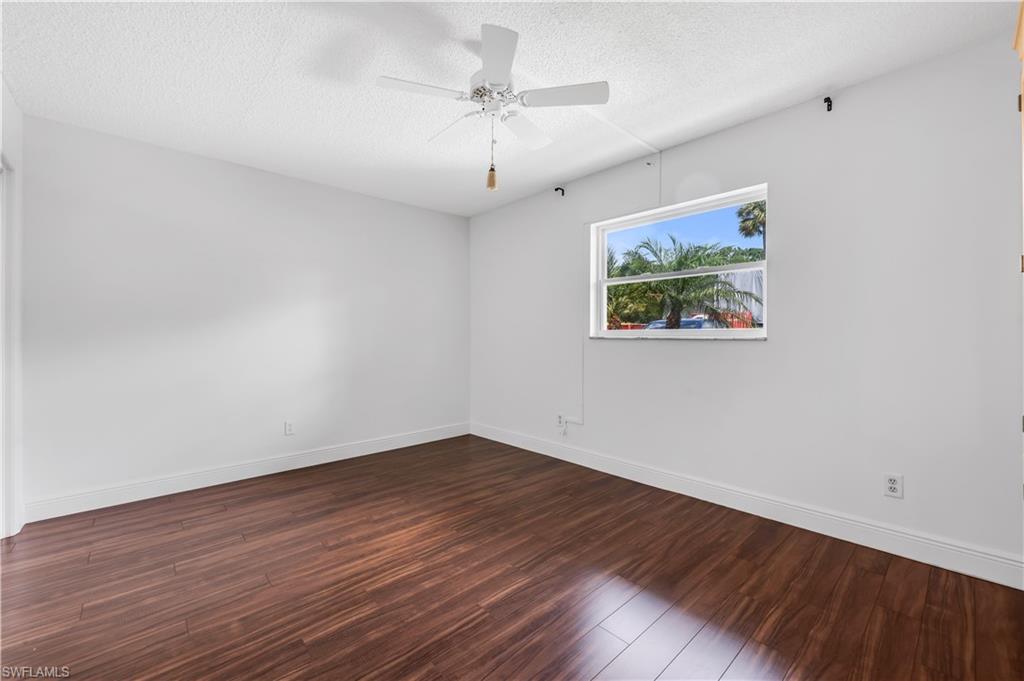 600 Valley Stream DR D3 photo 12