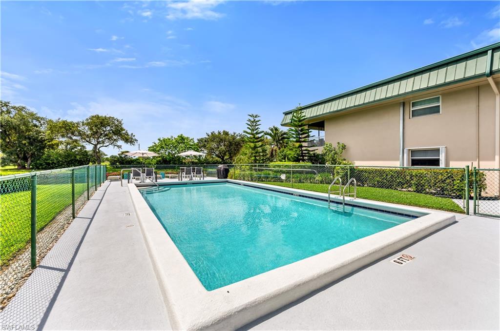 600 Valley Stream DR D3
