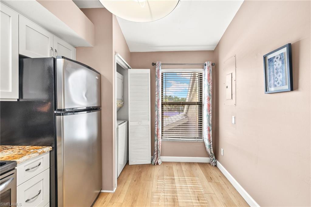 4616 SE 5th PL 208 photo 10