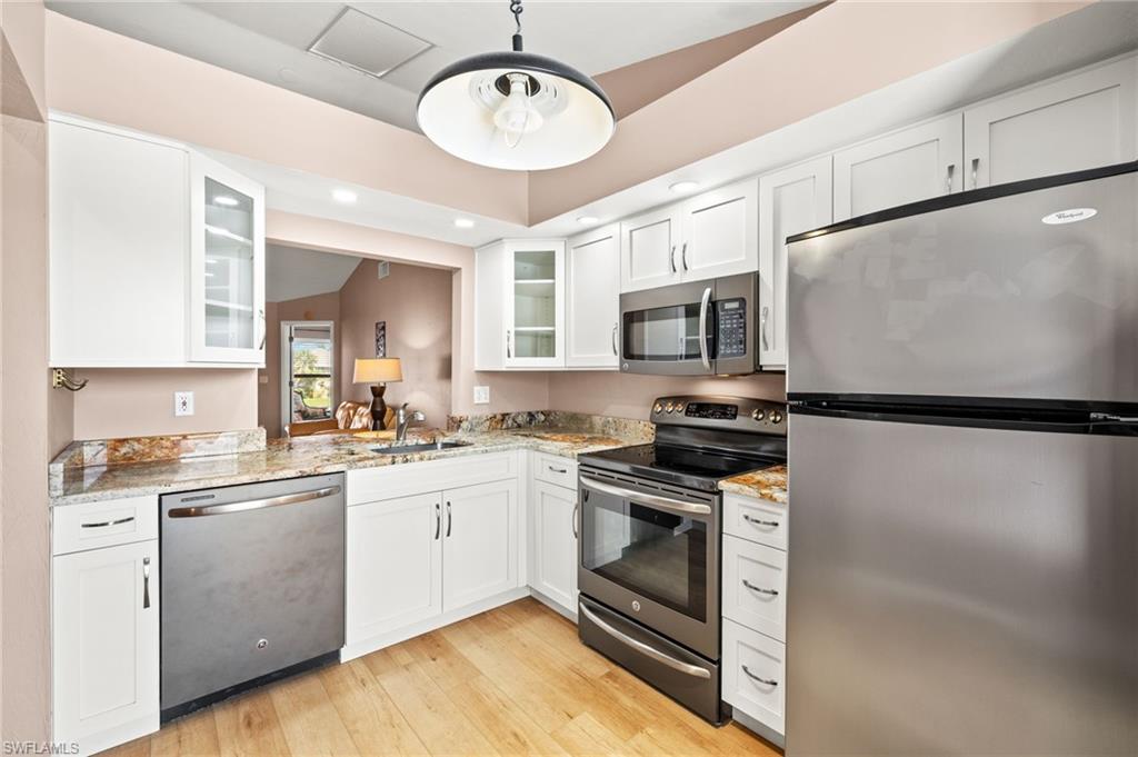 4616 SE 5th PL 208 photo 8