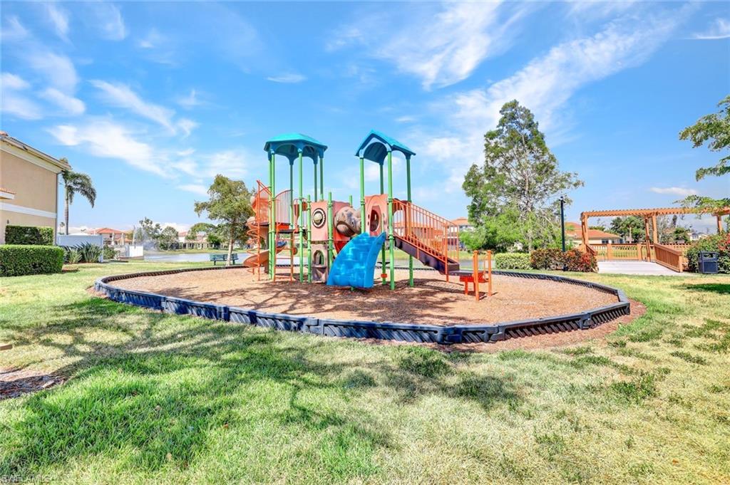 8910 Paseo De Valencia ST photo 34