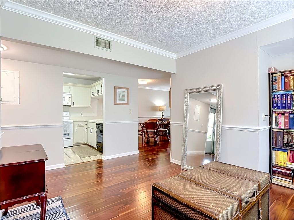1708 Kings Lake BLVD 5-106 photo 12