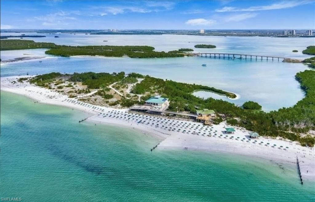 Private Pelican Landing beach club