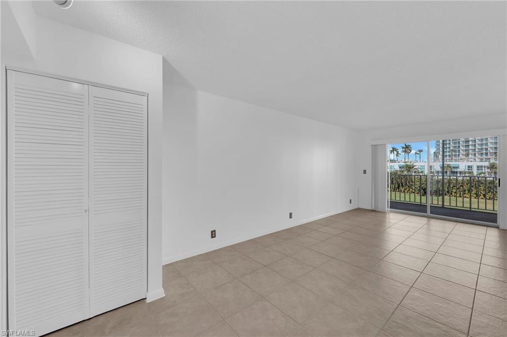 2875 Palm Beach BLVD 205 photo 7