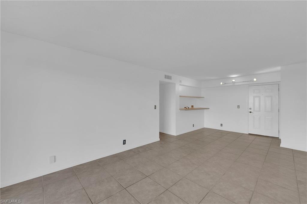 2875 Palm Beach BLVD 205 photo 9
