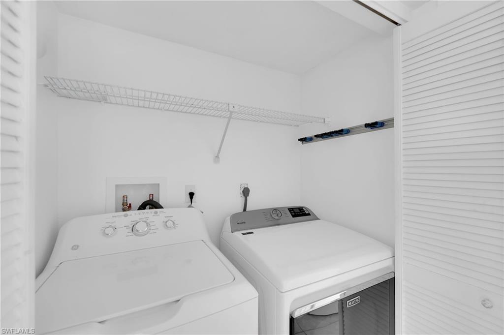 2875 Palm Beach BLVD 205 photo 22