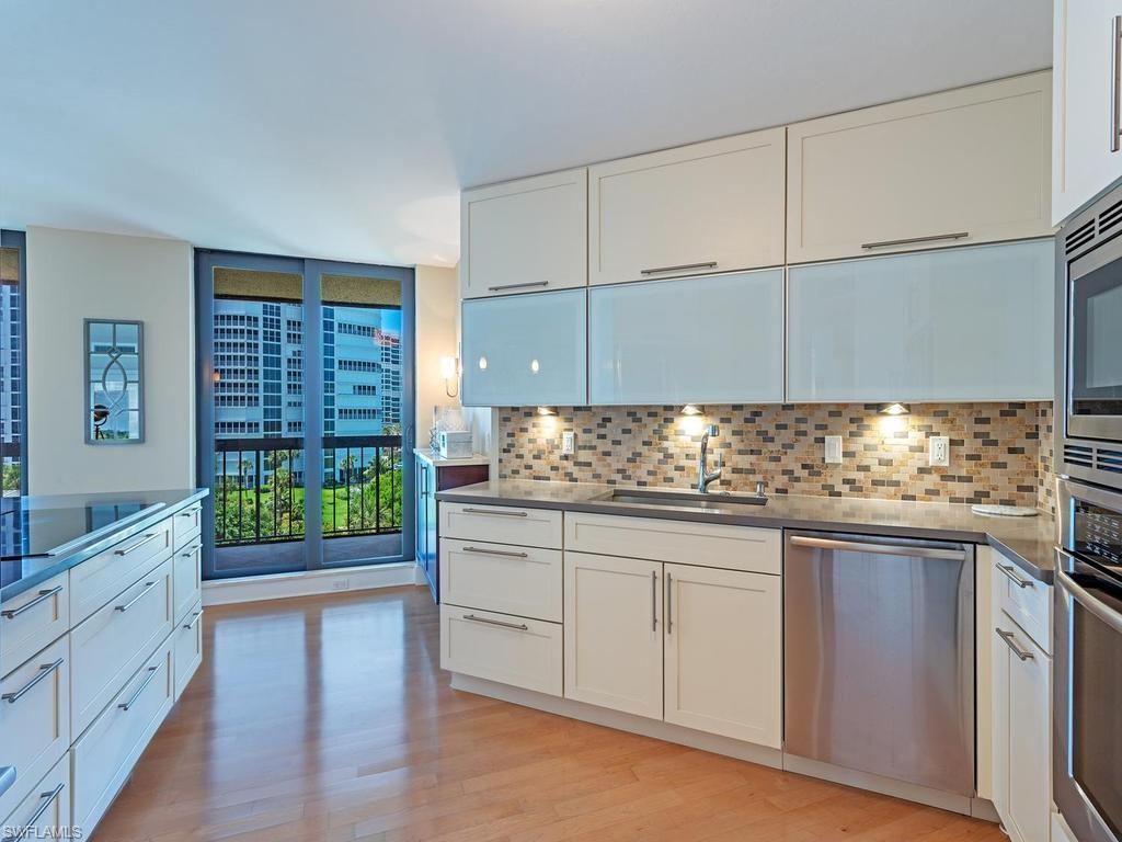 4551 Gulf Shore BLVD N 606