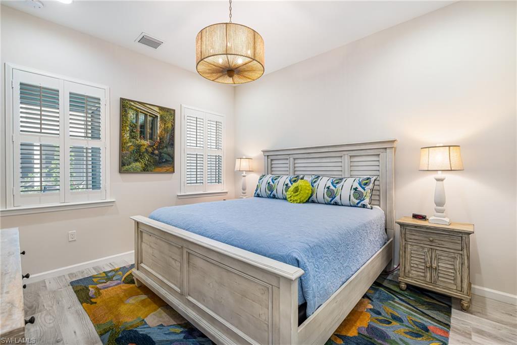7178 Saona CT photo 13