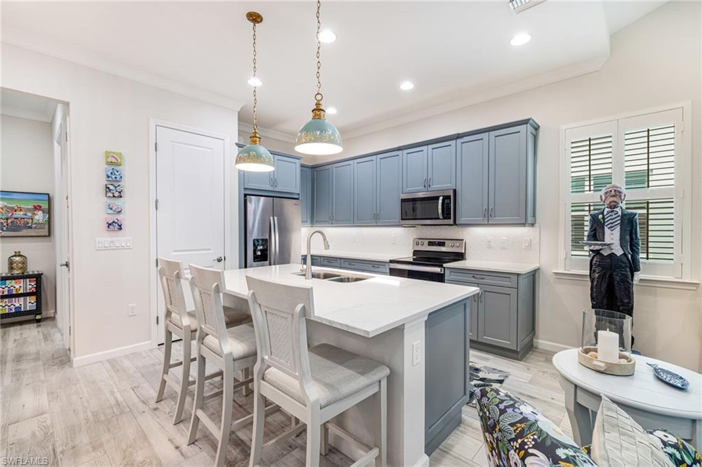 7178 Saona CT photo 10