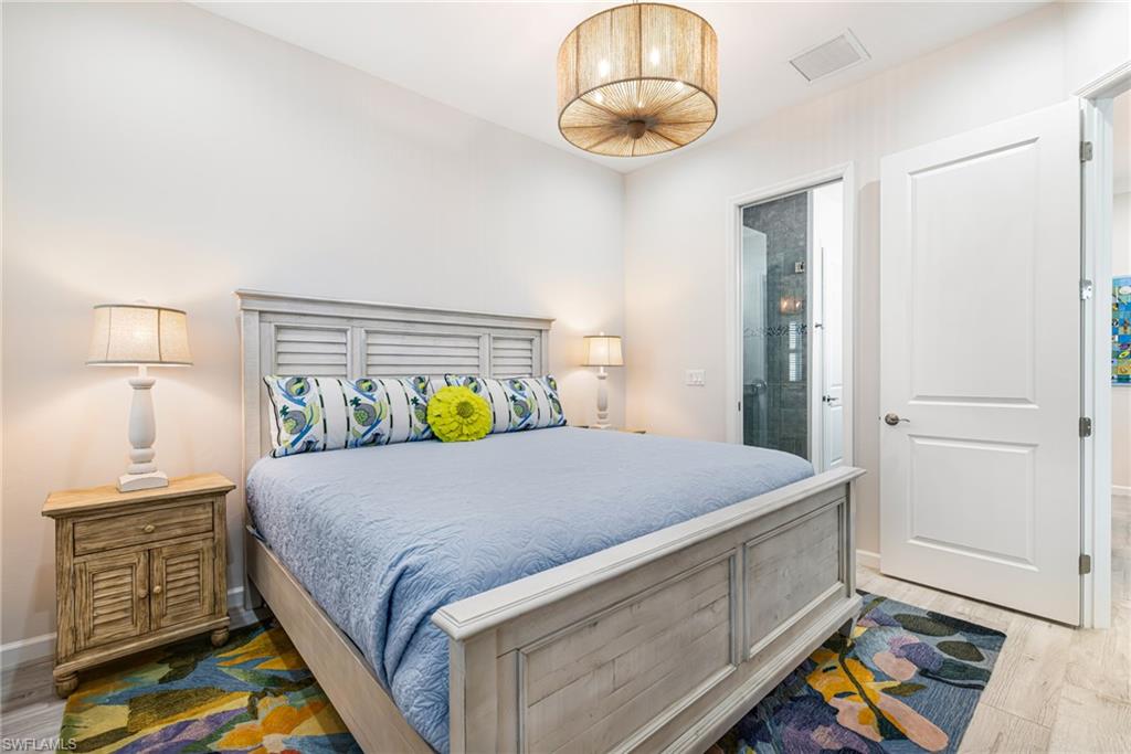 7178 Saona CT photo 15