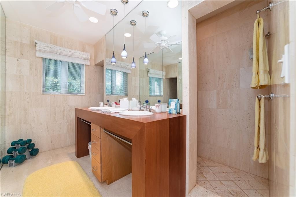 883 Galleon DR photo 23