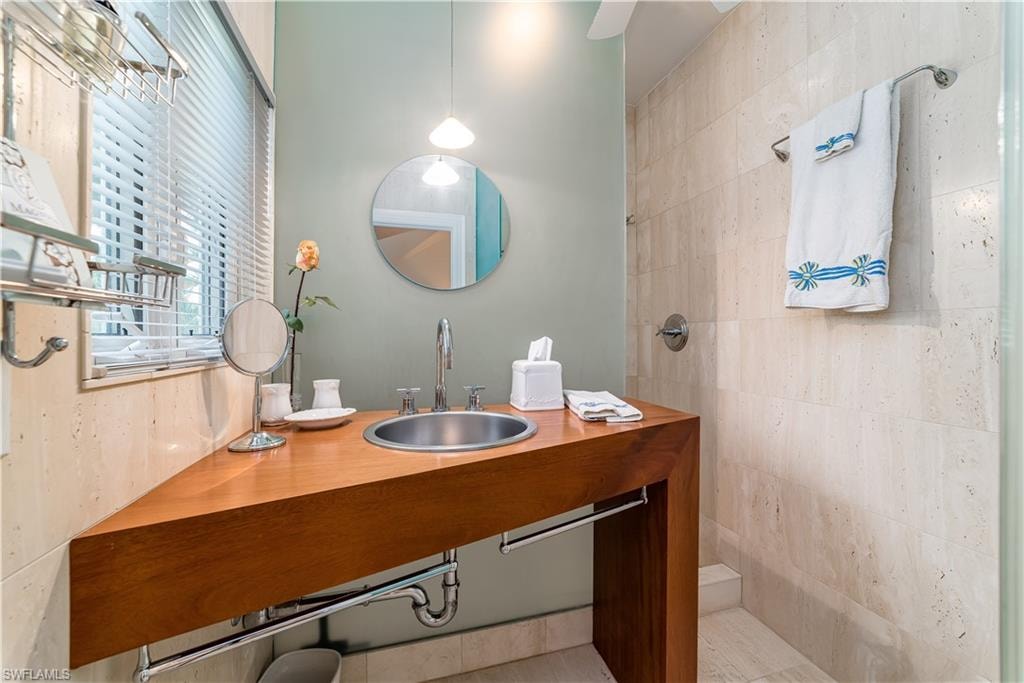 883 Galleon DR photo 28
